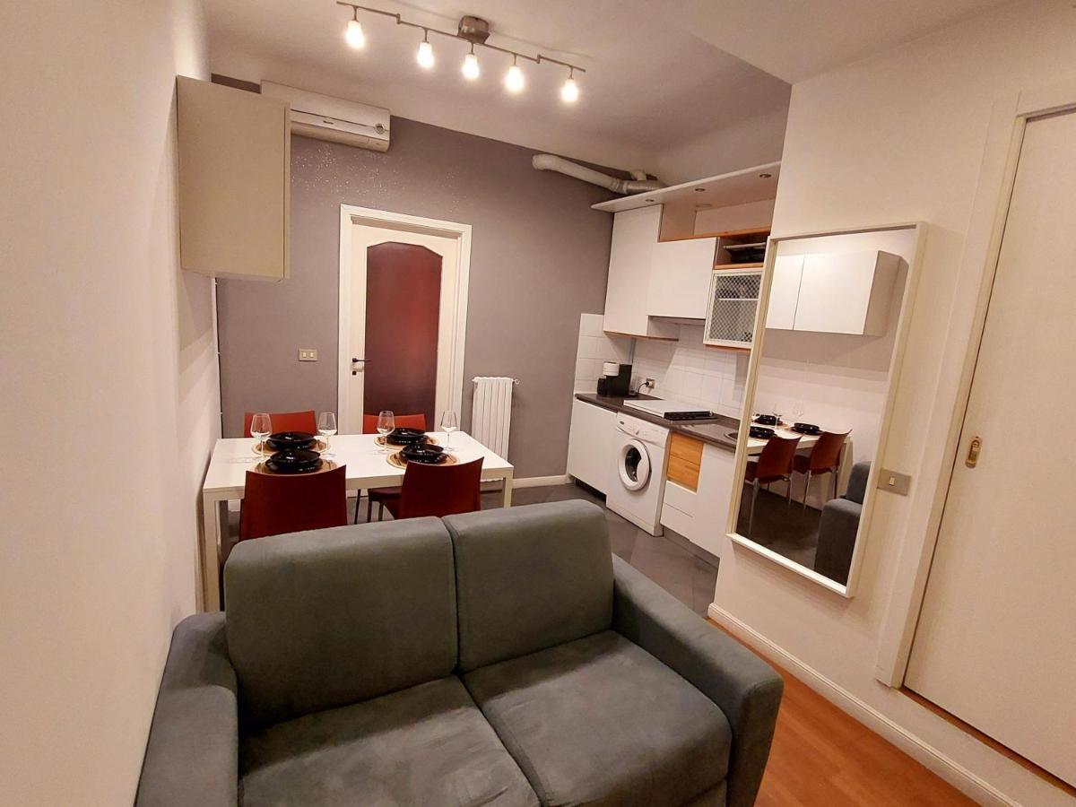 Garibaldi Station - L' Isola Che C'E Apartment - 12 Mins To Rho Fiera Milano Екстер'єр фото